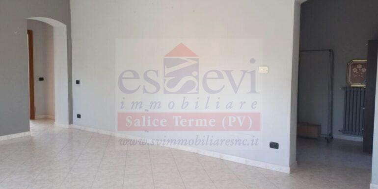 be5320b9-57d2-49ff-beba-e486a343e729
