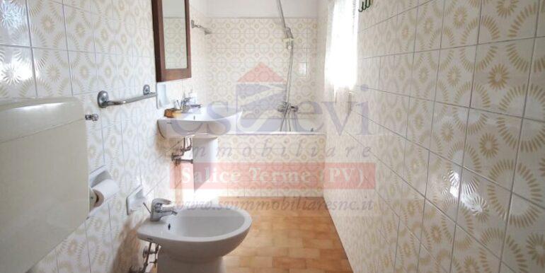 75c1efd0-7017-4bf9-bf86-c4390e1de796